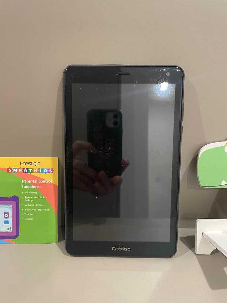 Таблет PRESTIGIO Q Pro 8" PMT4238 4G Gray