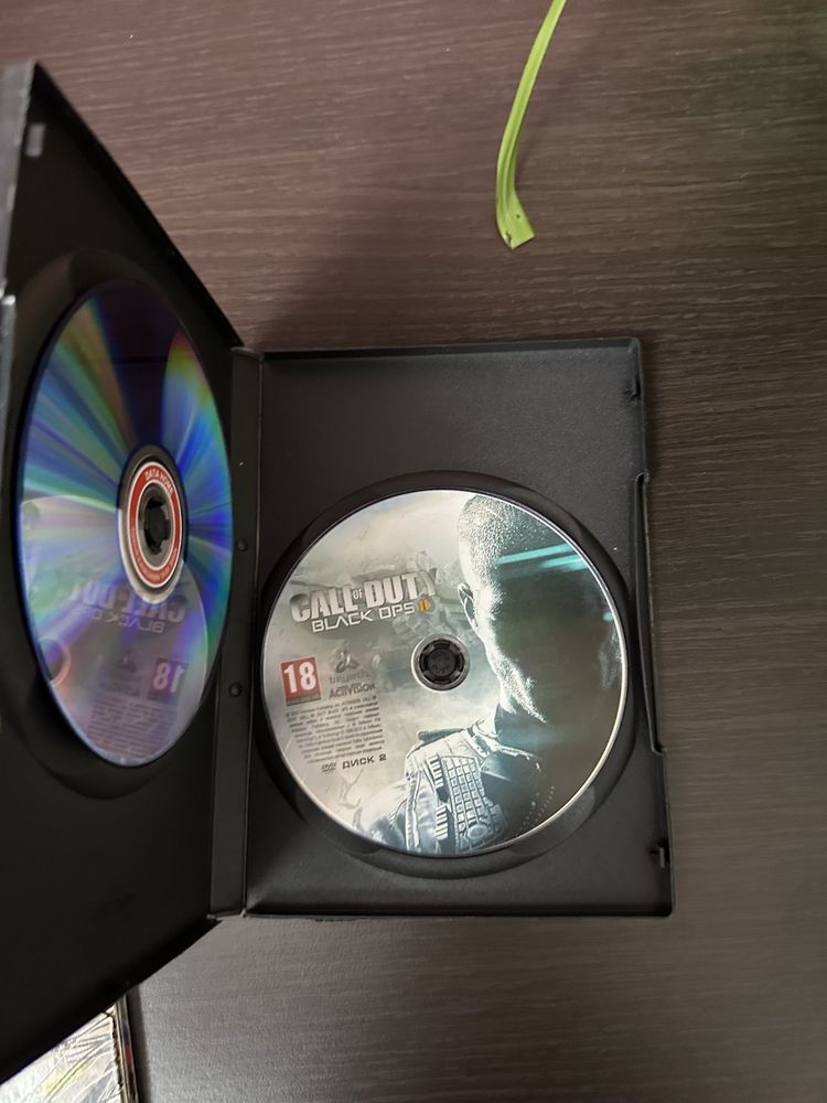 Продам две игры для пк(NFS Shift и COD black-ops 2)
