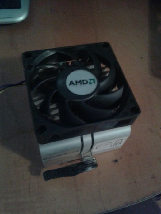 Vand cooler AMD!