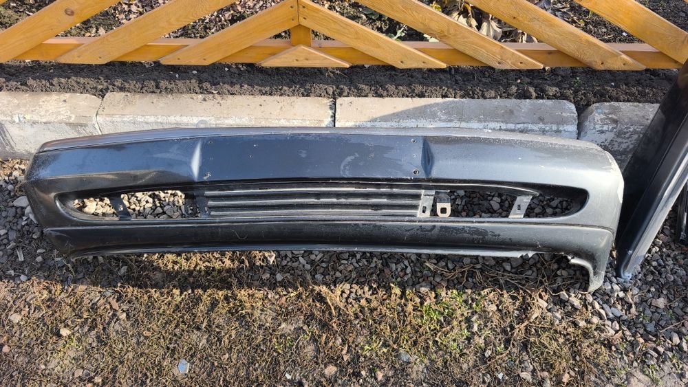 Продам запчасти на Mercedes W202