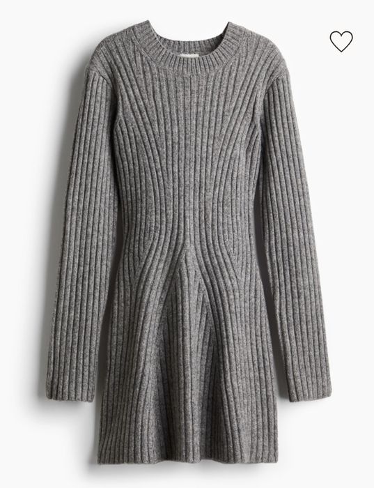 Рокля HM нова