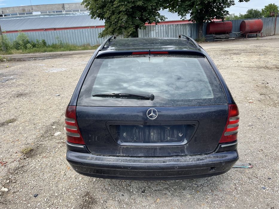 Mercedes C270 w203 на части