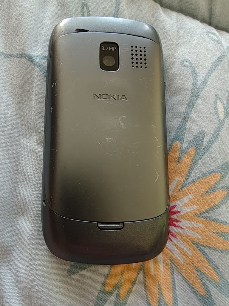 Nokia 302 ASHA отличен