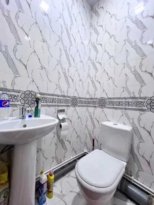 Cрочно !!!Сдаётся квартира в Мирзо-Улугбекском р-не 2/3/9 861*