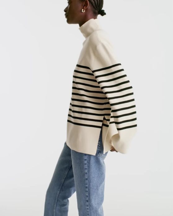 Пуловер на ленти HM