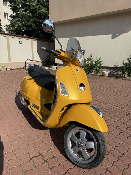 Vand Vespa GTS de 125cm
