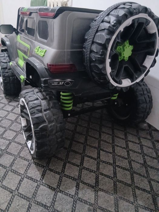 Bolalar elektra mashinasi