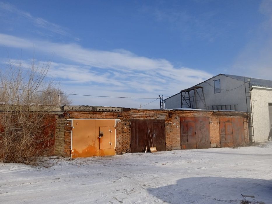 Сдам в аренду 3х уровневый гараж на кшт