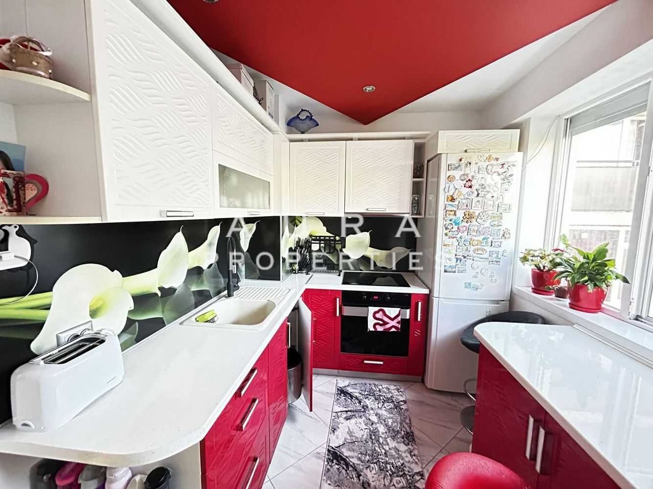 Продава се Тристаен апартамент в Разград, Орел - 76 кв.м за 1410 €/кв.м - Снимка #2