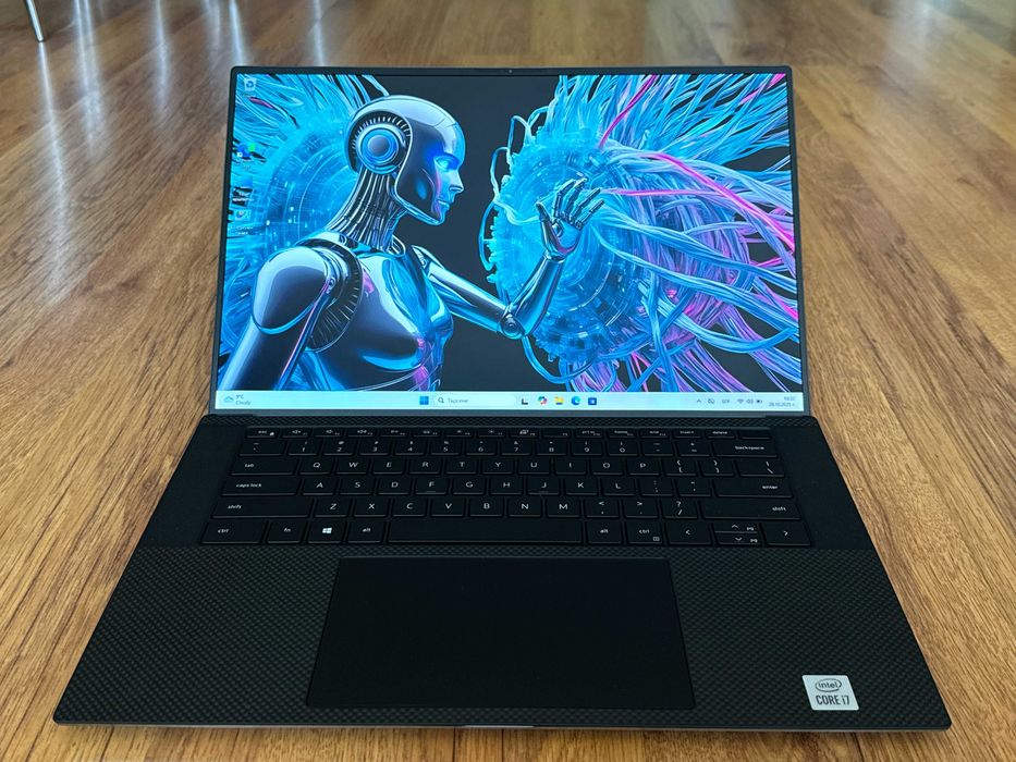 15.6 FHD+ i7-10850H DELL Precision 5550 32GB DDR4/512GB SSD/Quadro 4GB