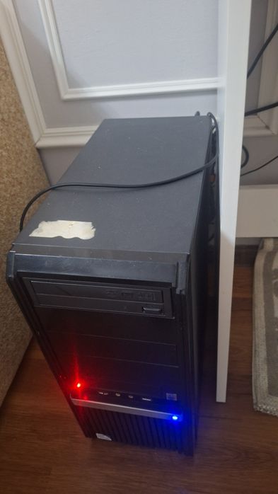 Компьютер, Үстел компьютер