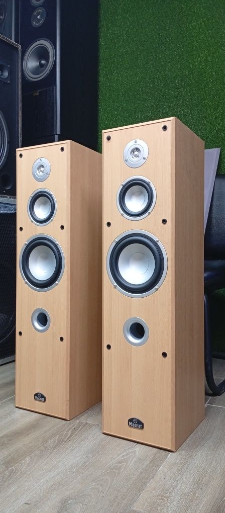 3-лентови тонколони MAGNAT Vision 8000
