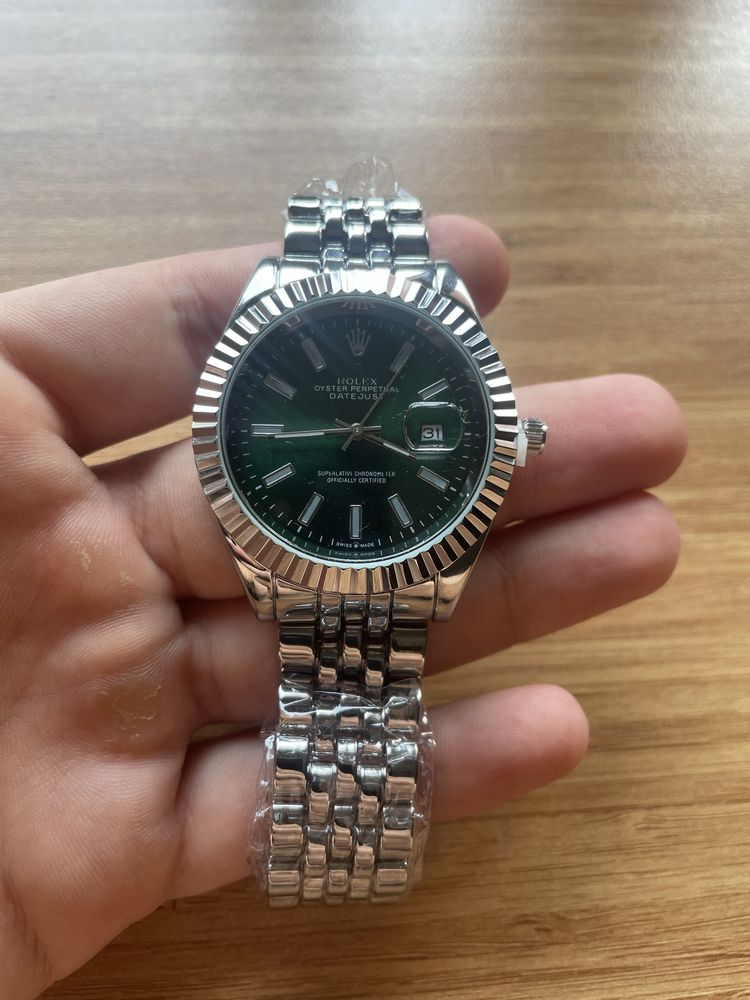 Часовник rolex oyster perpetual