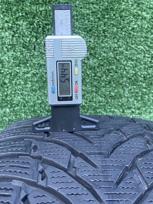 Set 4 anvelope iarna Nokian WR SUV 4 225 65 R17 106H Dot 2821 5,4mm