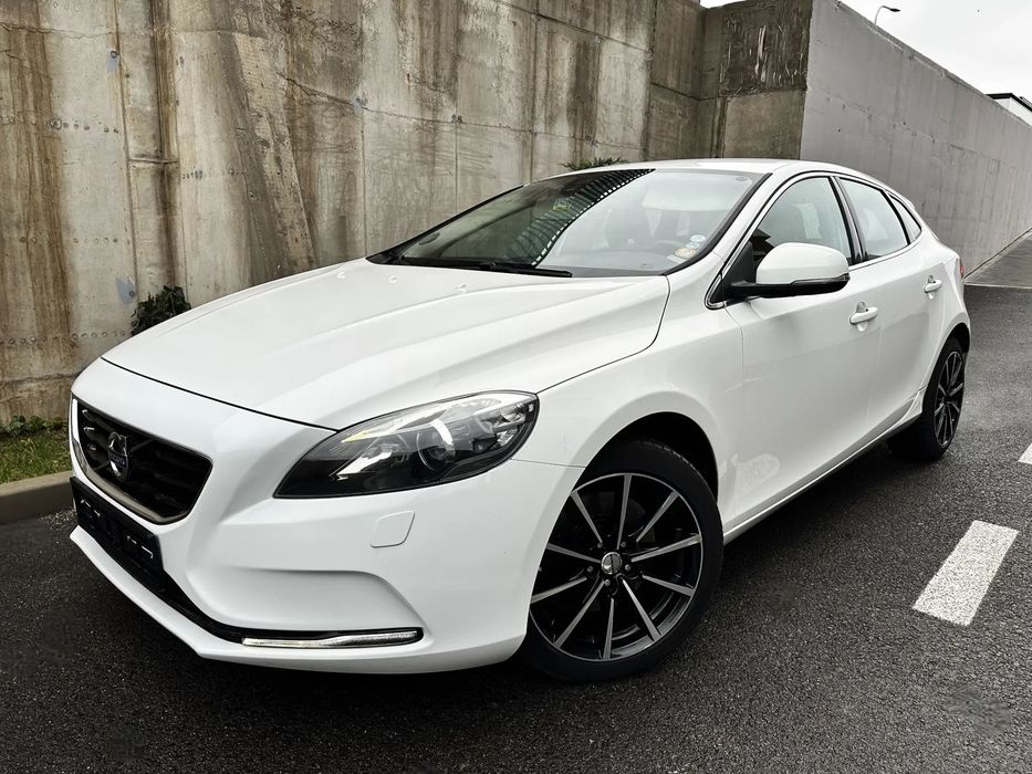 Volvo V40 2016/Automata/Xenon/Led/Senzori/Navi/Top/Full/Euro6