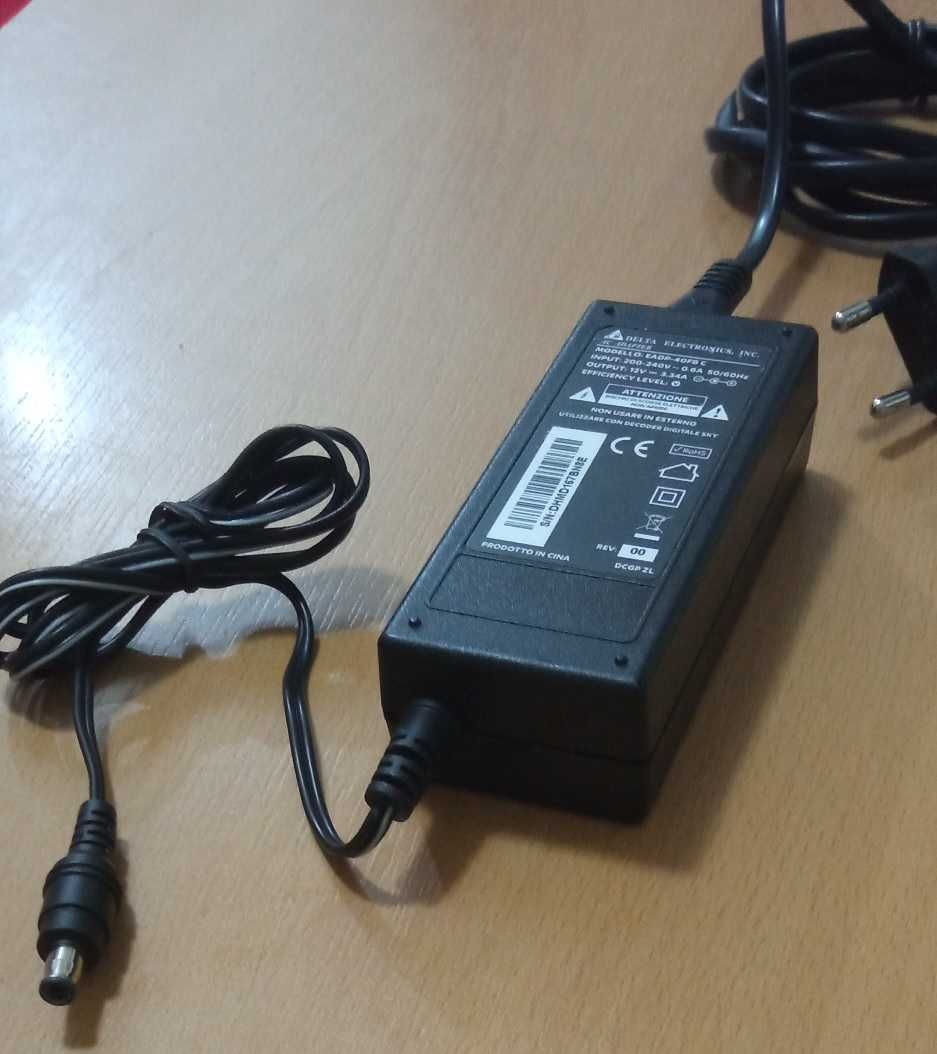 Alimentator DELTA ELECTRONICS 12V  3 .34A Model: EADP 40FB C