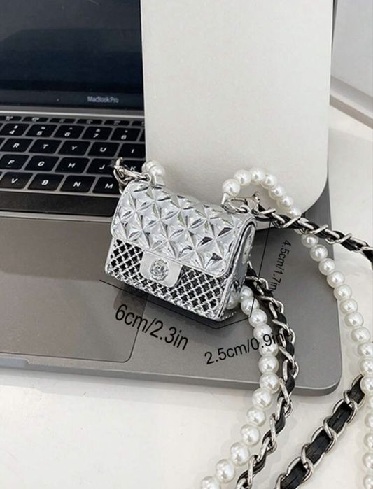 Мини чантичка- аксесоар