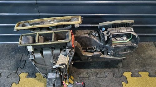 Carcasa aeroterma cu AC  VOLKSWAGEN GOLF V Variant (1K5) [ 2007 - 2009 ] OEM 1K1819357 / 1K1 819 357