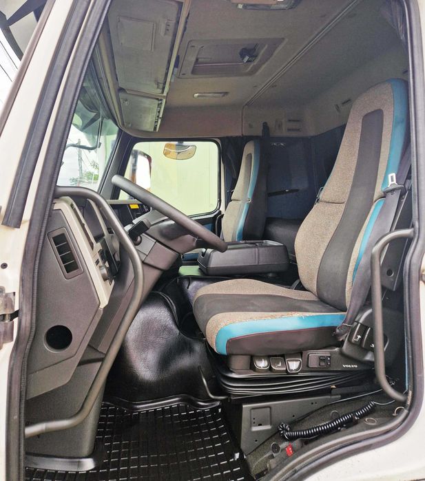 Volvo FM420, Frigorific, 21 paleti