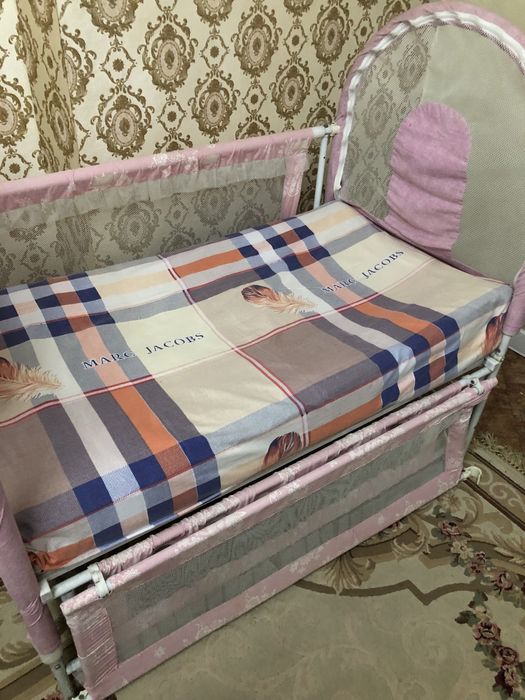 Манеж в отличном состоянии