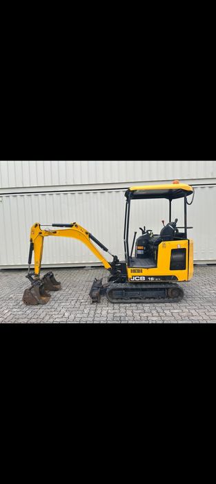Vând miniescavator JCB 16 .C-1