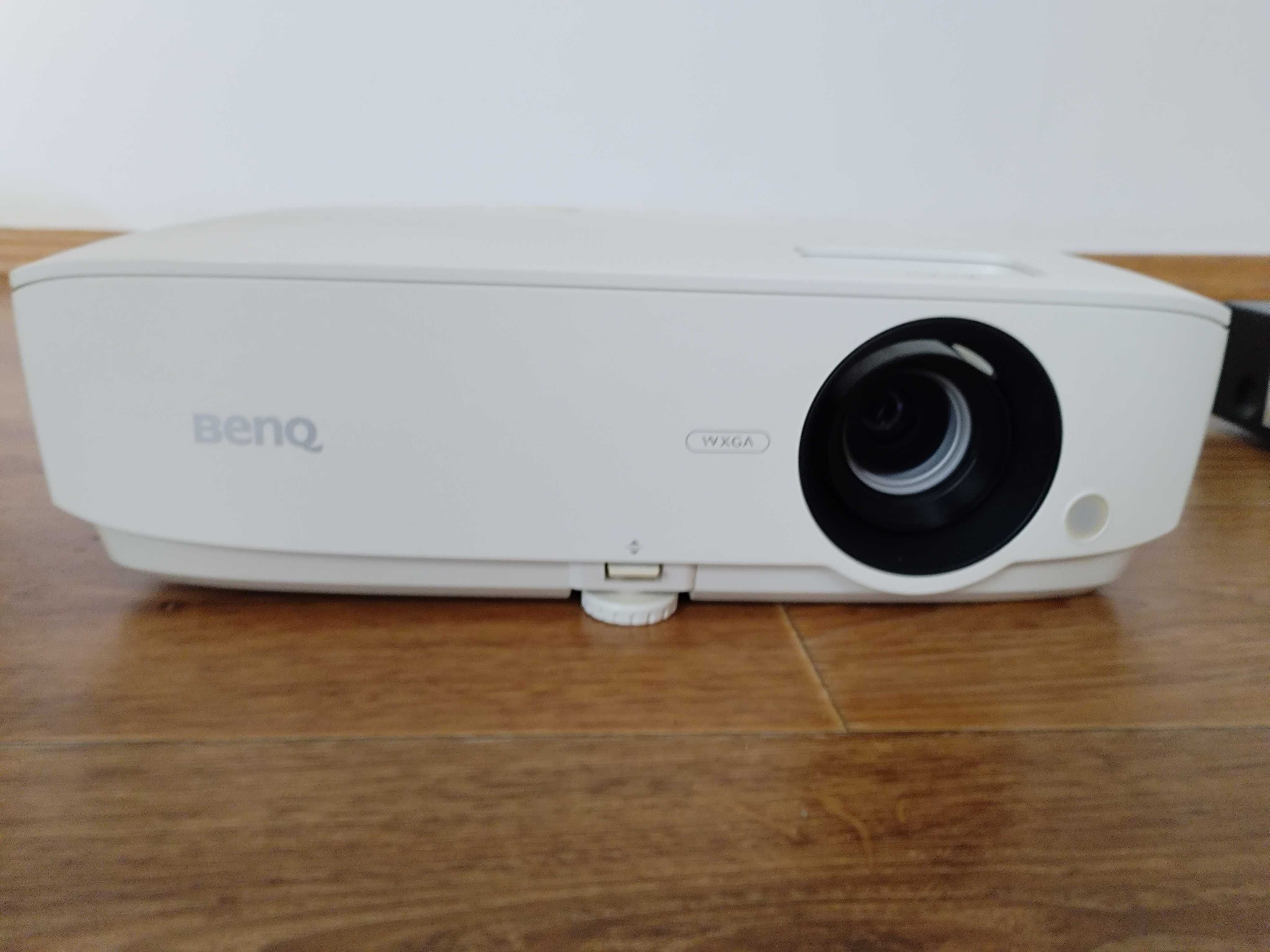 BenQ Videoproiector  1.100 lei