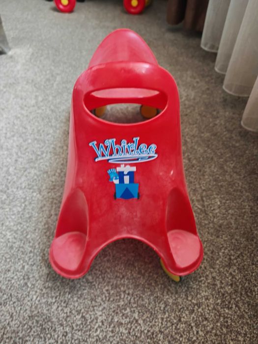 Кола за бутане с крачета/ Push and ride