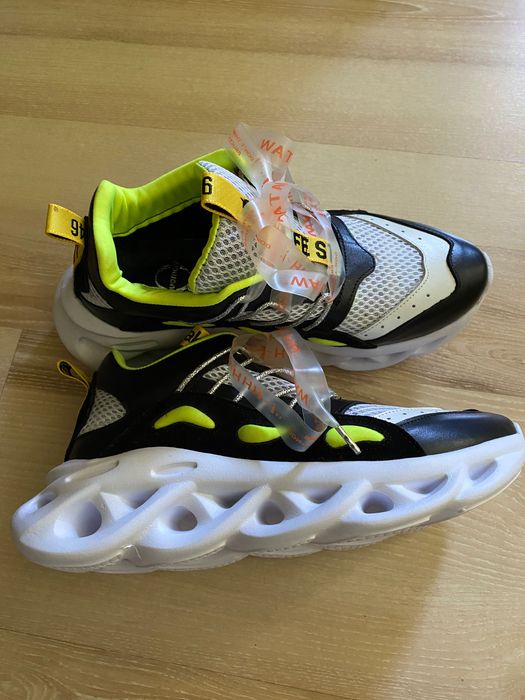 Дамски маратонки