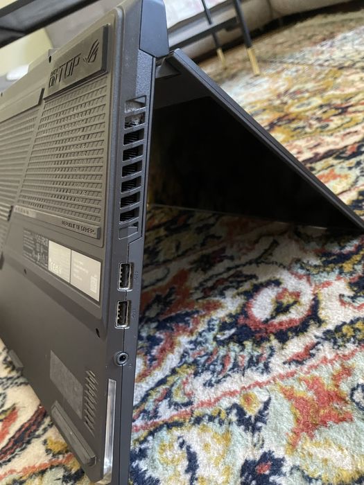 Laptop de gaming in stare foarte buna