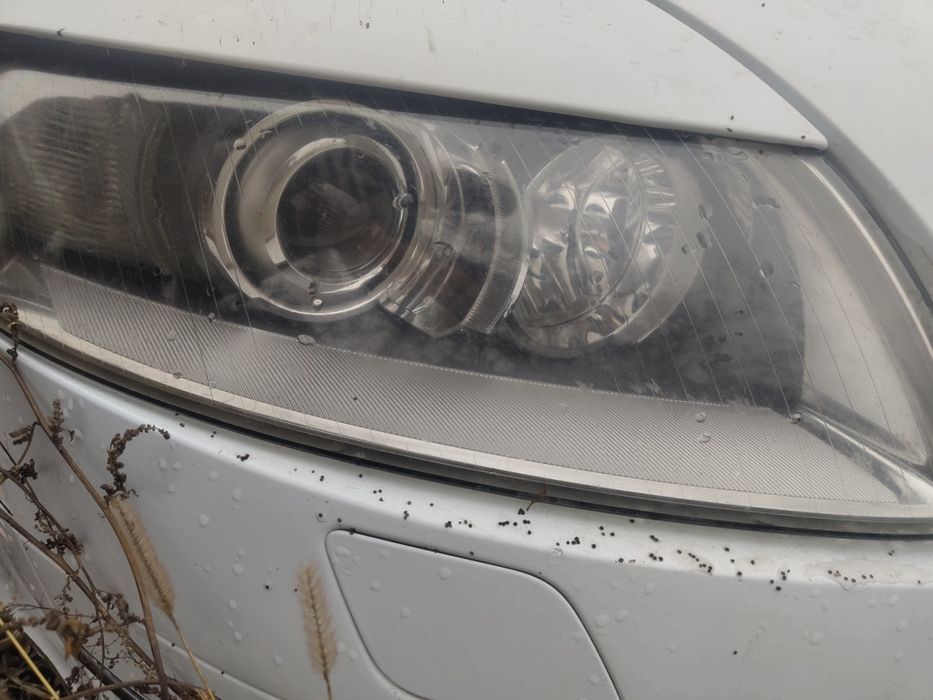 Vând Faruri Audi A6 C6 xenon