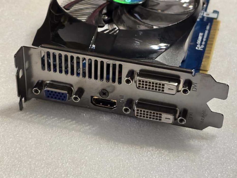 Placa video GIGABYTE GT 740 OC 2GB GDDR5 128bit (GV-N740D5OC-2GI) v2.0