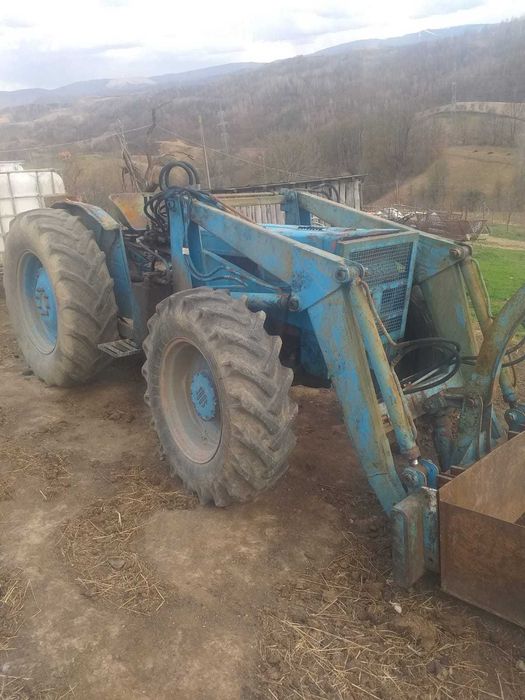 Vând tractor same4×4