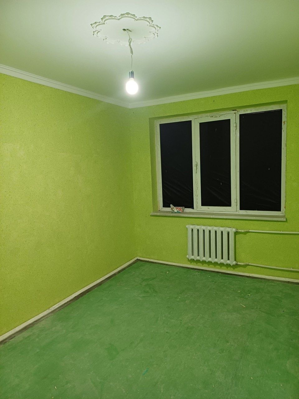 Kvartira sotiladi 9mkr da