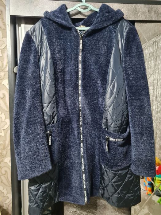 Куртка в отличном состоянии