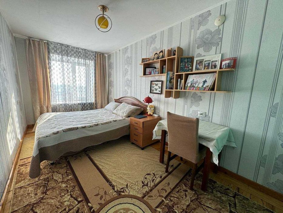 4-комн. квартира, 81.5м², 5/6 этаж