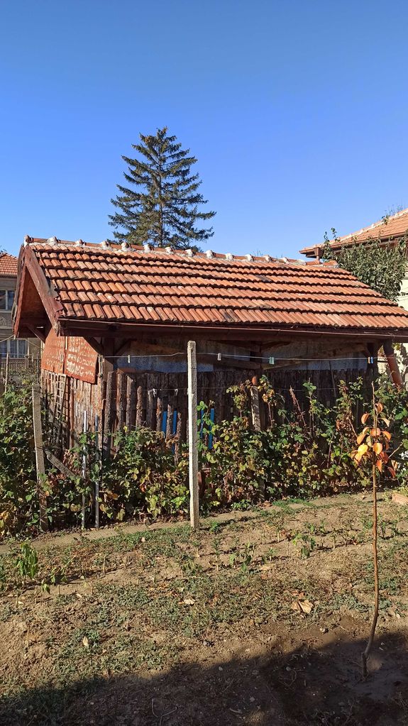 Продава се Къща в Червен бряг - 100 кв.м за 750 €/кв.м - Снимка #19