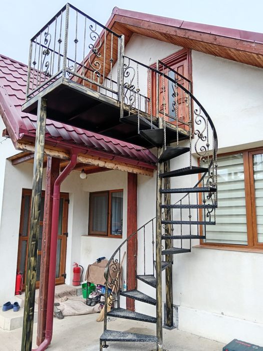 Scări Spirala Fier Forjat