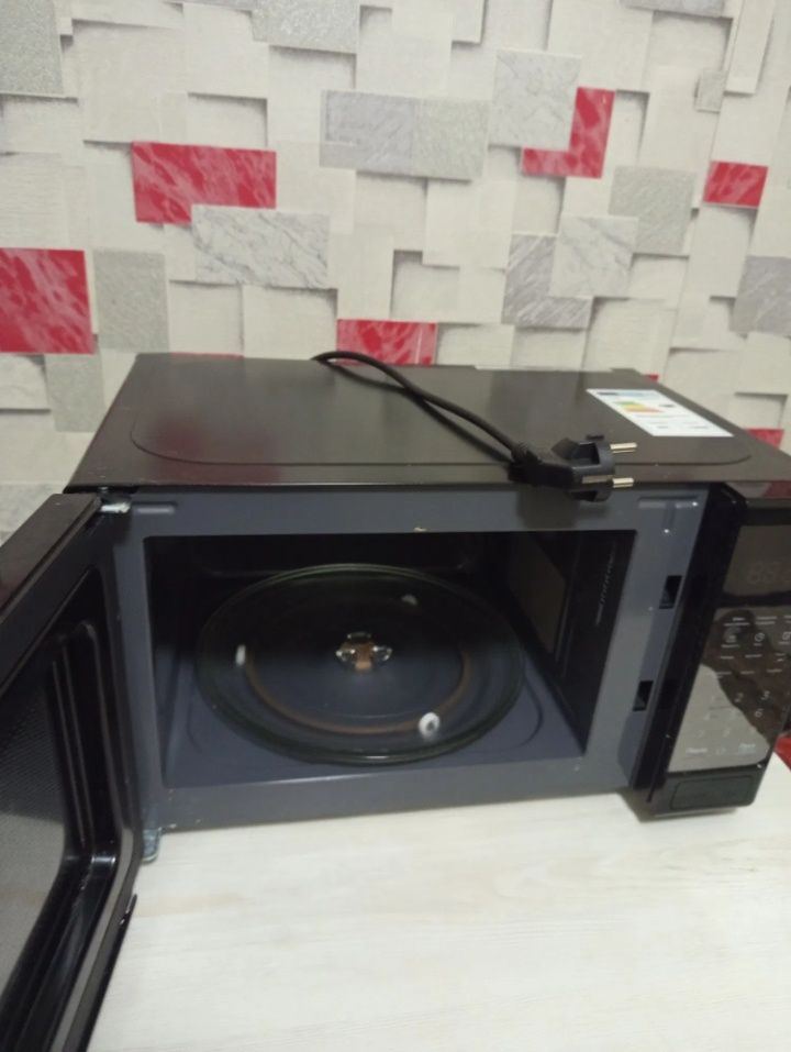 Продам микроволновку