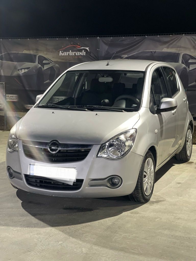 Vând Opel agila 1.2