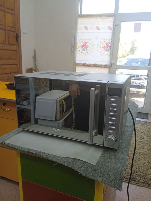 Продам микроволновку AVA
