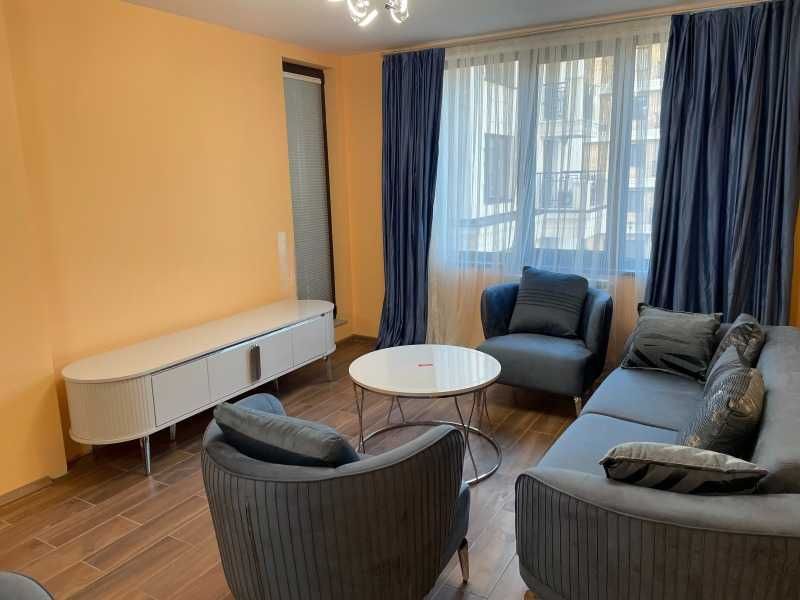 Дава се под наем Тристаен апартамент в София, Лагера - 100 кв.м за 816 € - Снимка #1