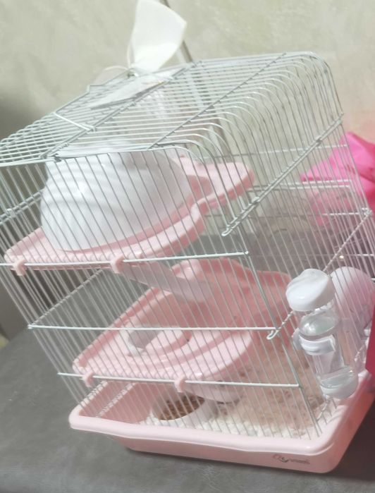 Продам большую клетку с приданным для грызунов
