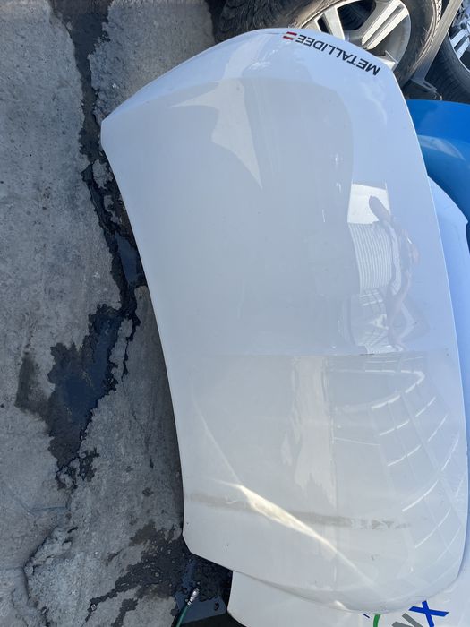 Капак Opel Vivaro 2019