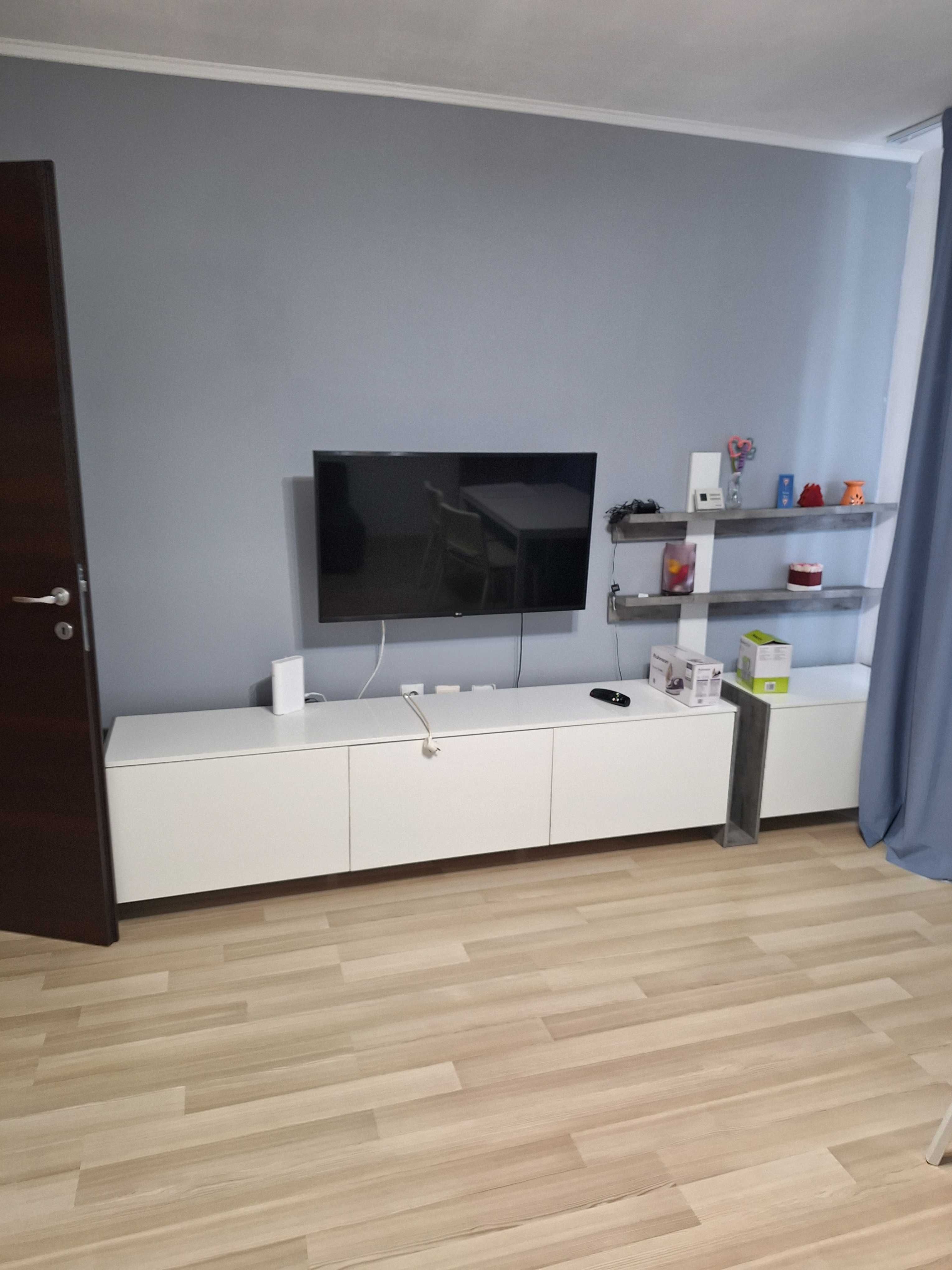 Închiriez apartament