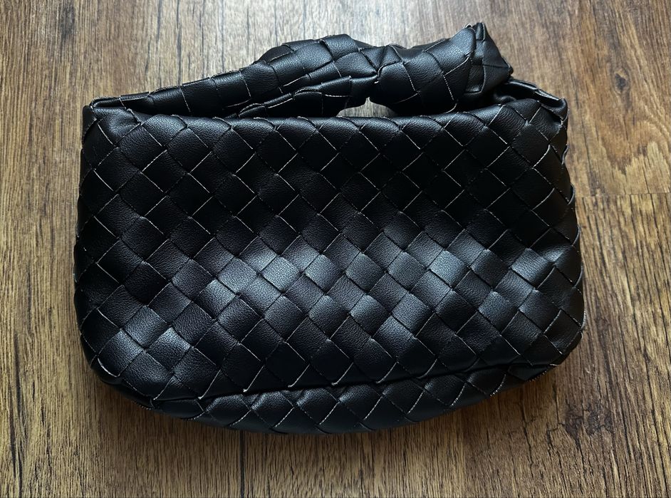 Дамска чанта естествена кожа