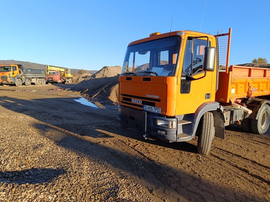 Vând Iveco basculabil 12T