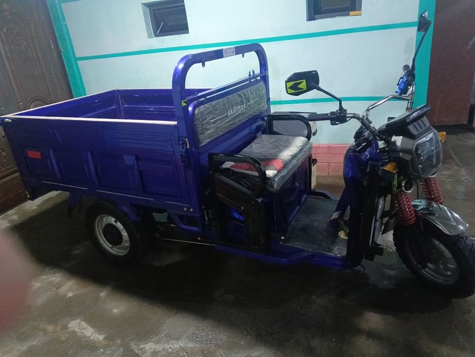 Срочно продаю электроскутер.