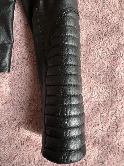 Дамско кожено яке