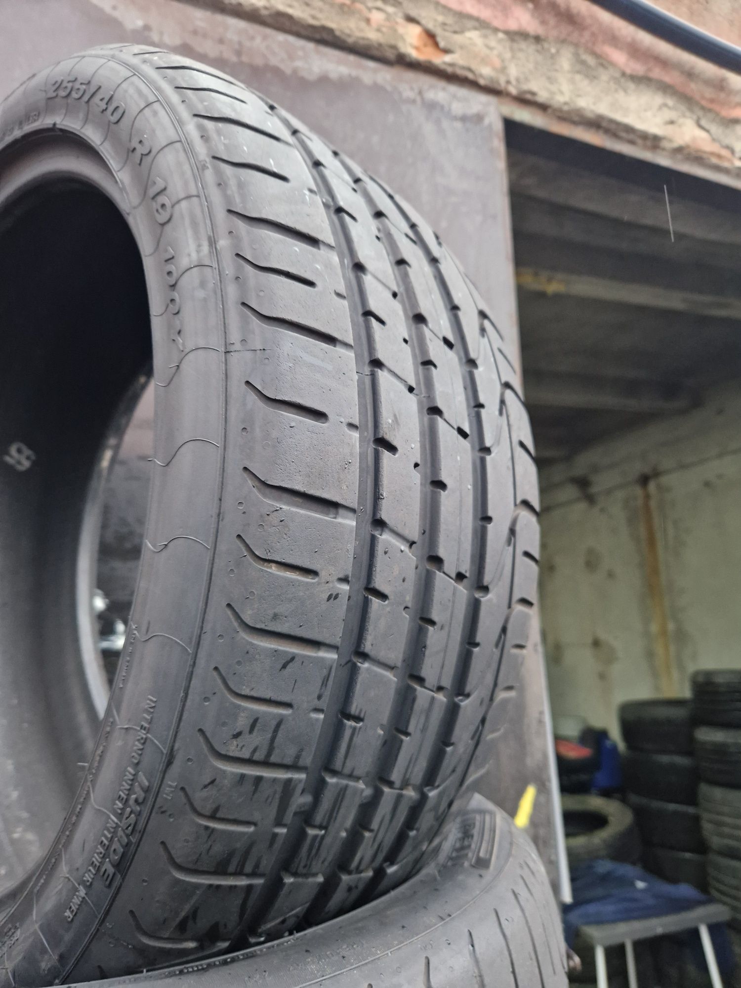 Set Anvelope Pirelli 255 40 R19 de vara