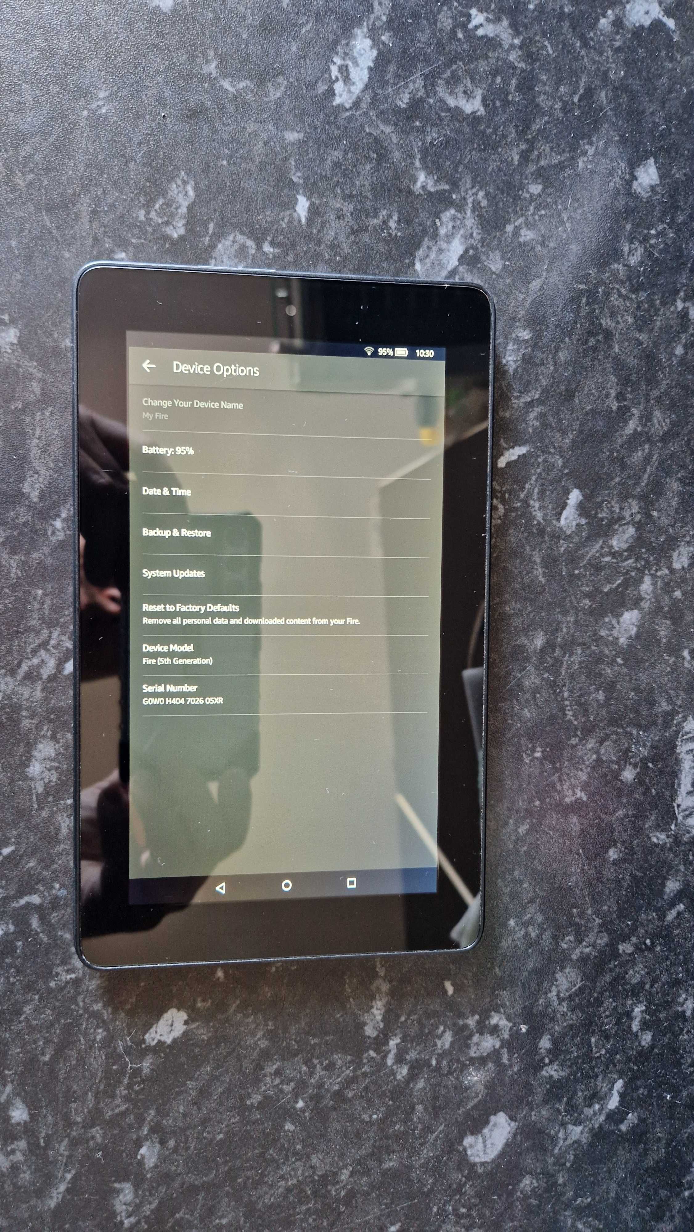 Vand Tableta firma Amazon model Fire 7 ( 5th Generation )  la 100lei